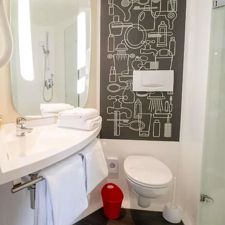 Ibis Avranches Baie Du Mont-saint-michel 3* Saint-Quentin-sur-le-Homme