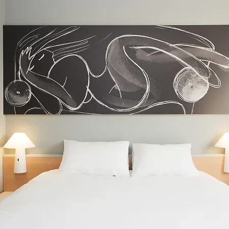 Ibis Avranches Baie Du Mont-saint-michel 3*