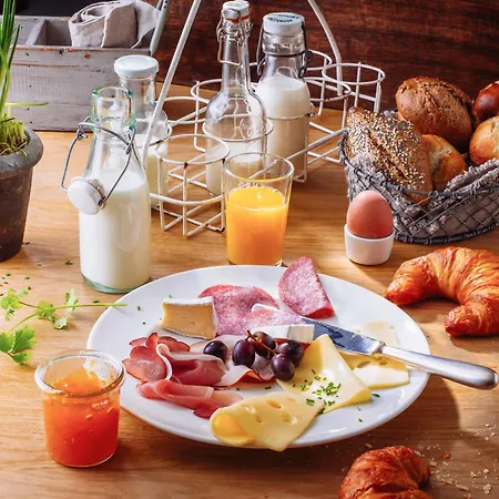 호텔 Ibis Avranches Baie Du Mont-saint-michel 3*