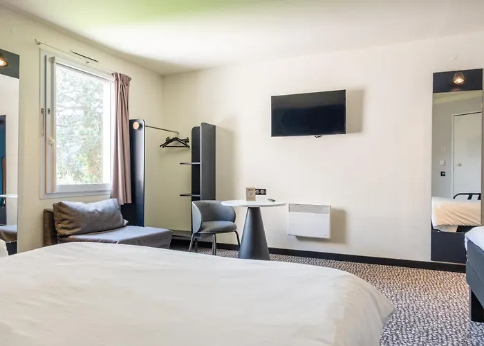 Ibis Avranches Baie Du Mont-saint-michel Hotel Saint-Quentin-sur-le-Homme