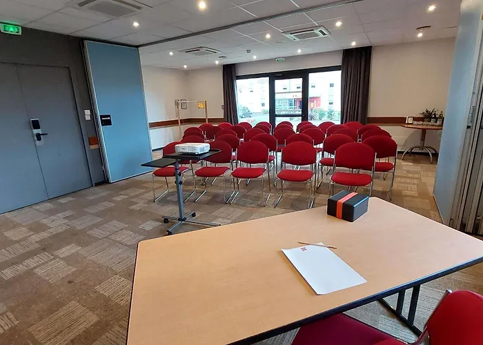 Ibis Avranches Baie Du Mont-saint-michel Hotel