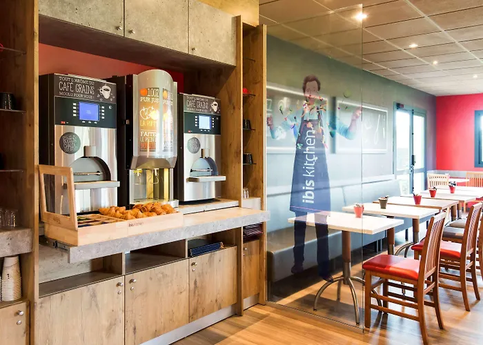 Hotel Ibis Avranches Baie Du Mont-saint-michel 3*